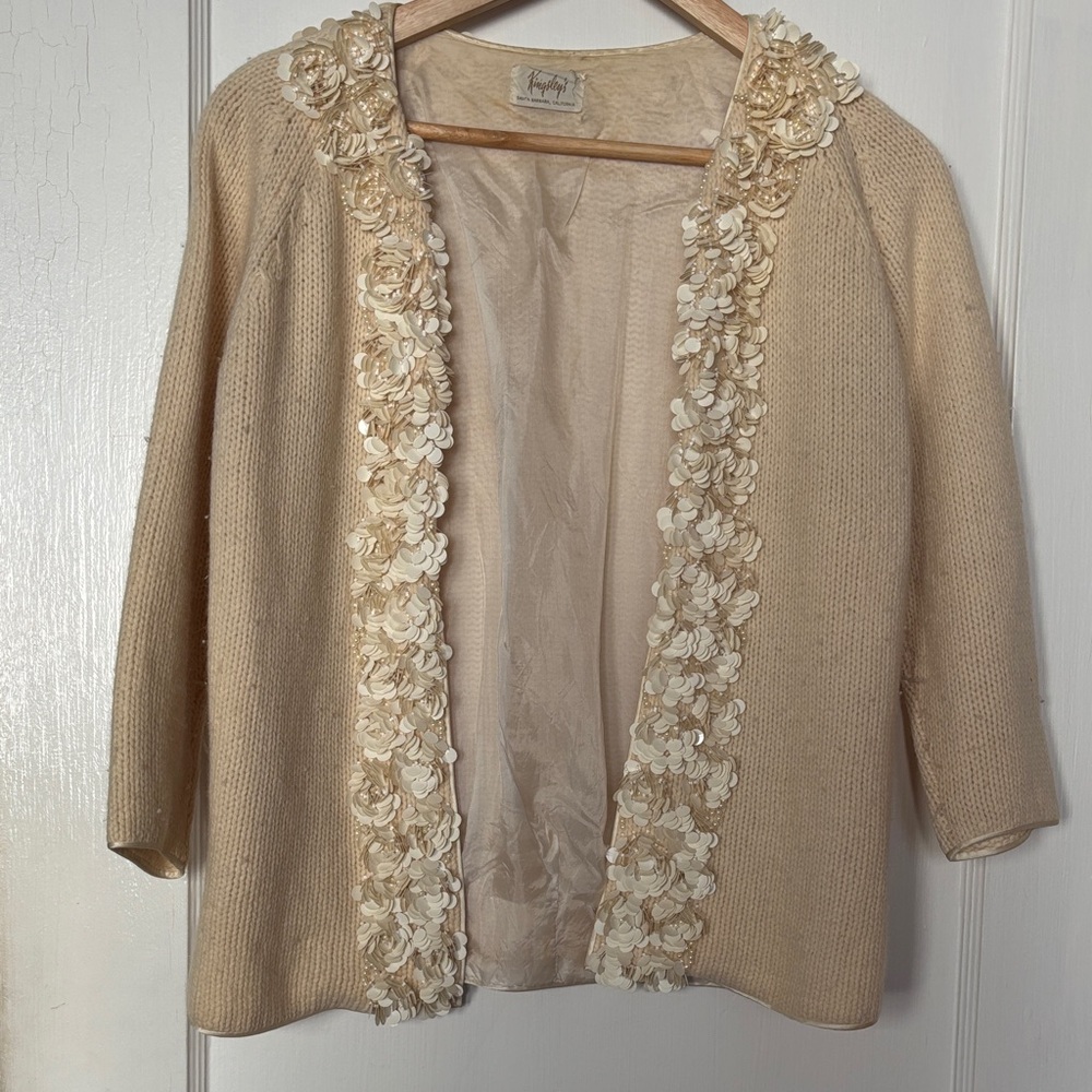 Vintage cardigan with floral beading